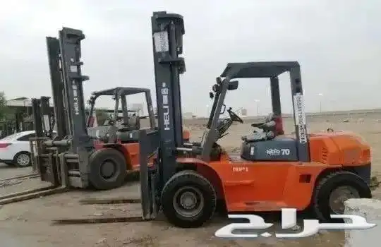 Forklifts for rent 6