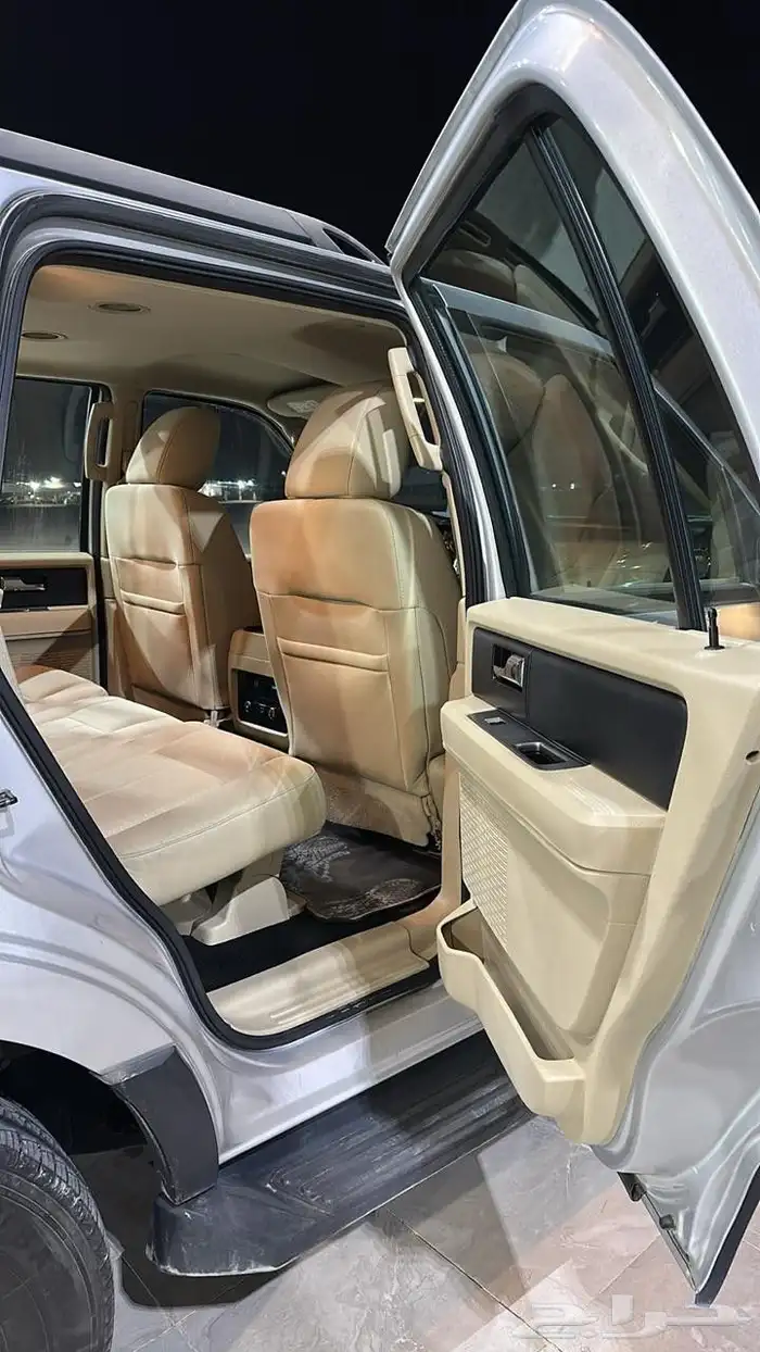 فورد اكسبيدشن 2017 9