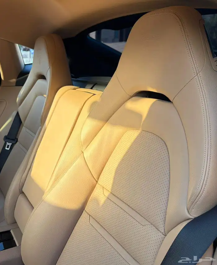 بورش باناميرا 2018 10