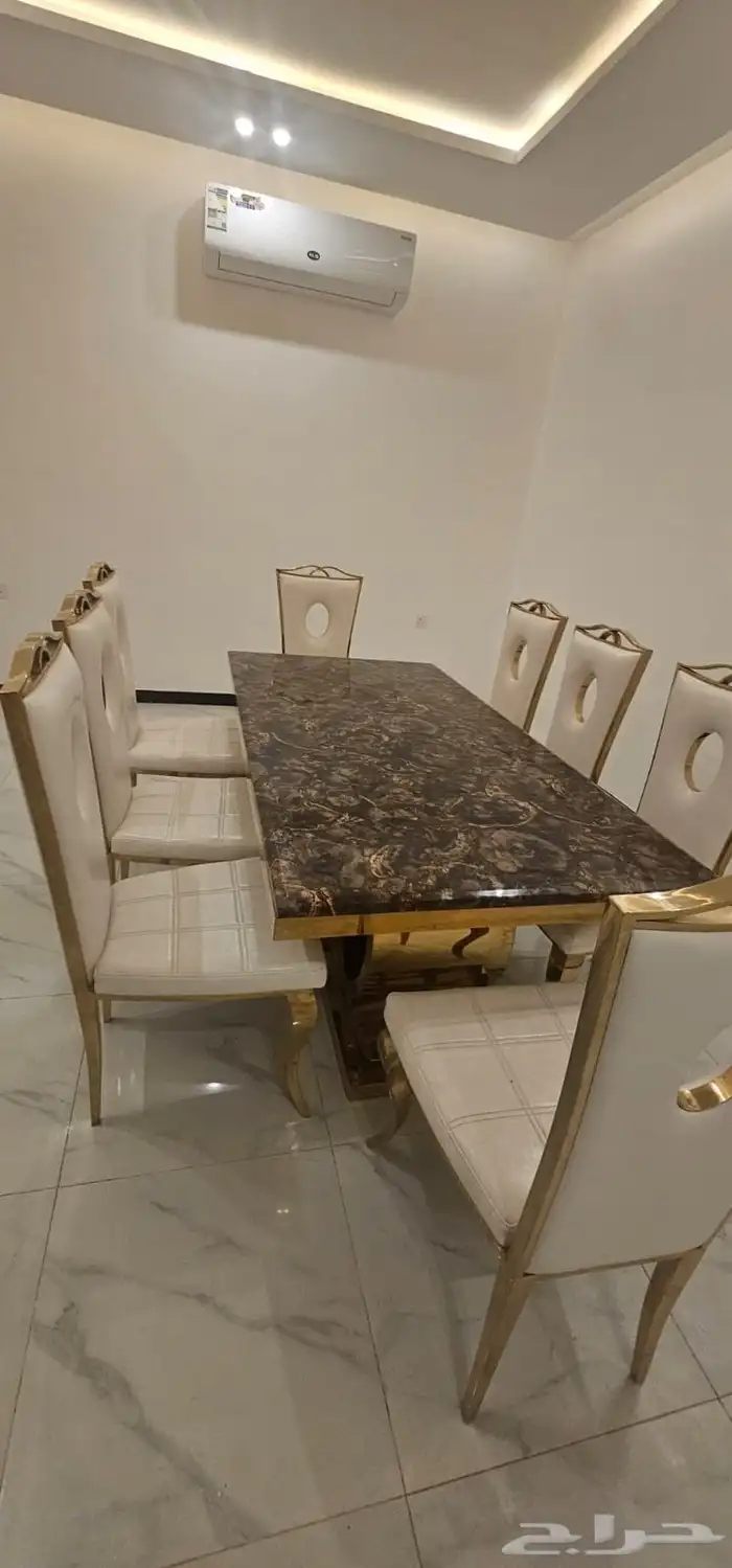 أثاث للبيع كله بحالة ممتازة 4