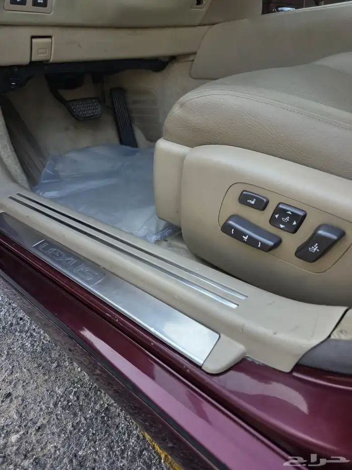 Lexus 460Ls in the peak of cleanliness Mashallah 17