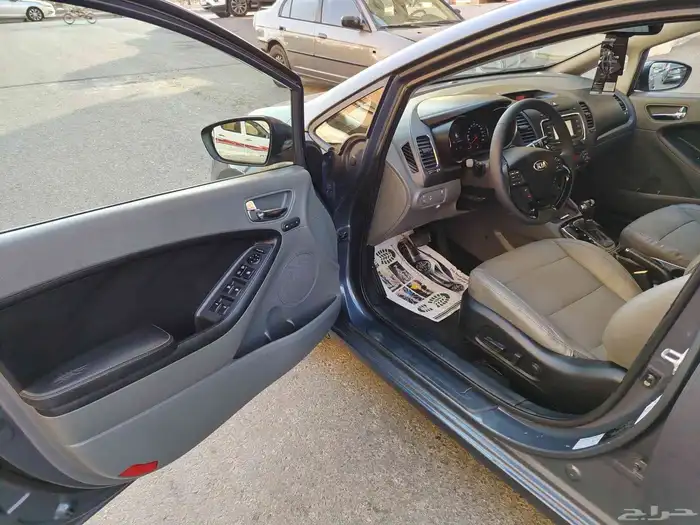 سيارتو 2017 فل كامل نضيف ممشى 150 10