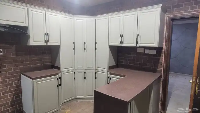 A mediumsized clean kitchen for sale 13