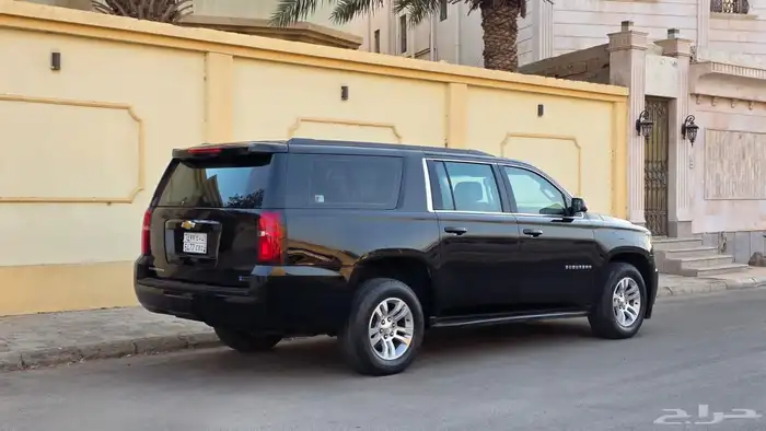 Chevrolet Suburban 2017 model without 4WD 9