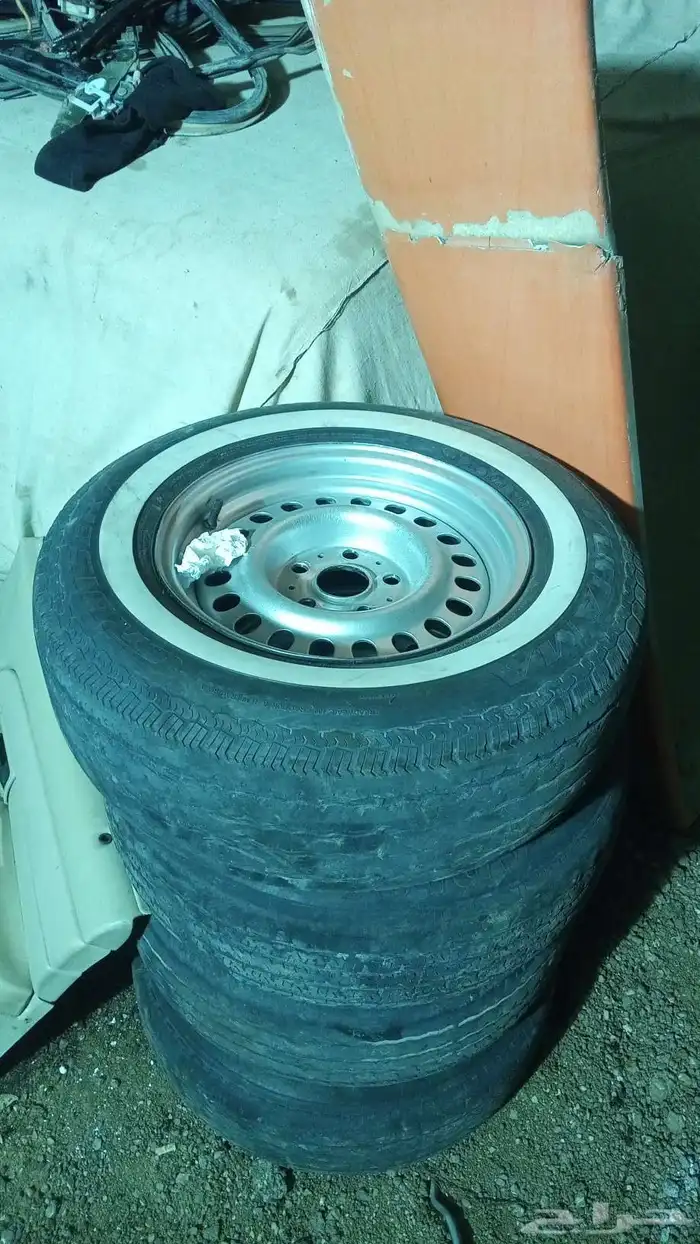 Hilux tires for Hilux Mercedes 1