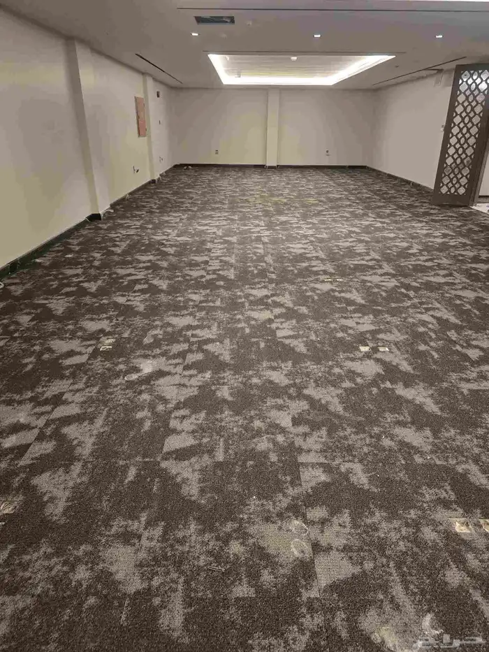 فرش موكيت للمكاتب بلاط للشركات والمؤسسات 1