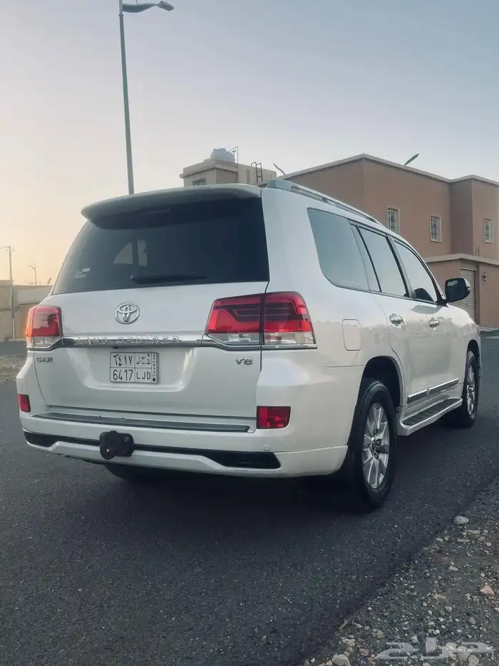 تويوتا لاندكروزر 2018 2