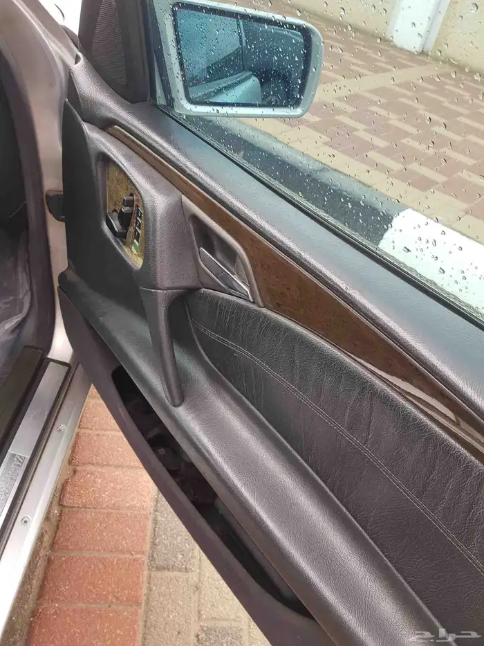 للبيع مرسيدس 97 e430 v8 24