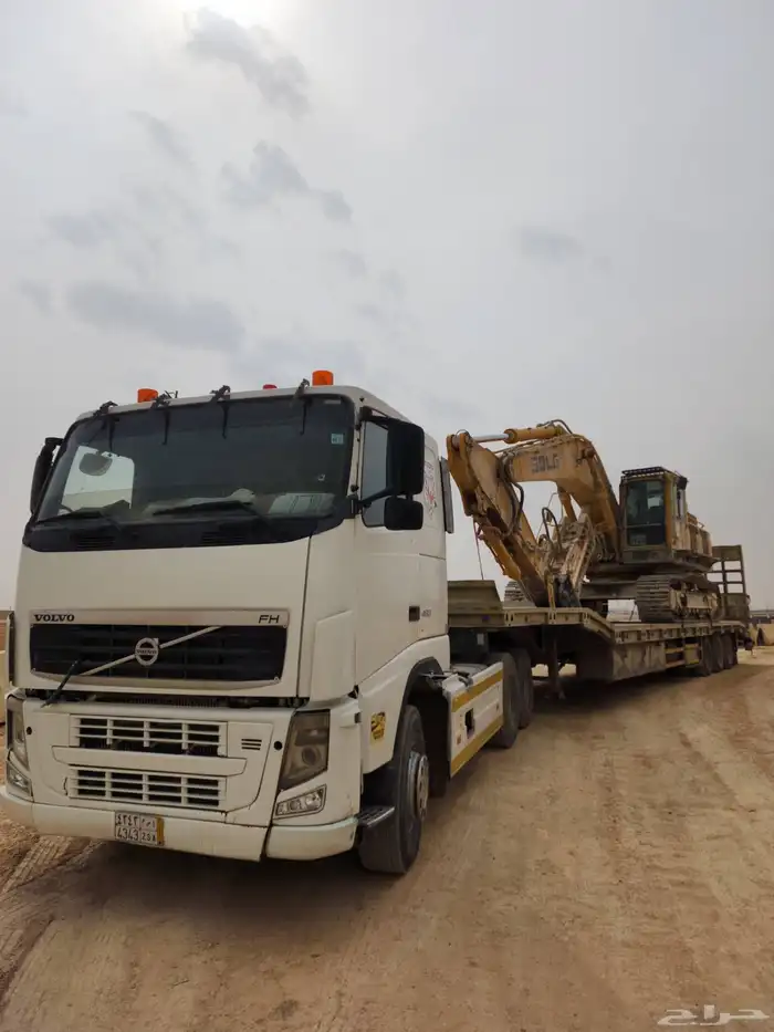 Empty truck in Riyadh Pakistani driver 18 meters working int 3