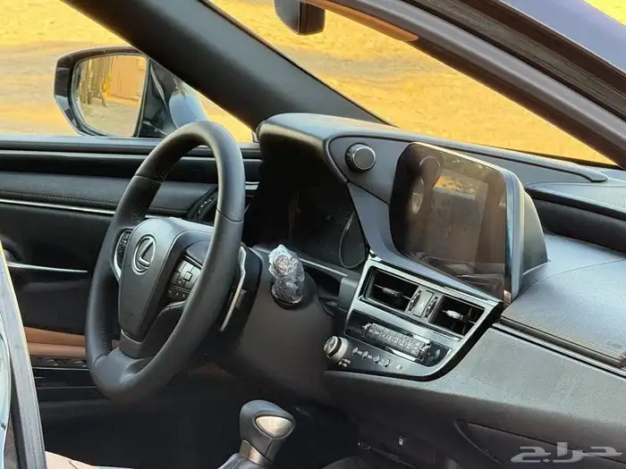 لكزس es300 موديل 2022 ممشى 68 الف 9