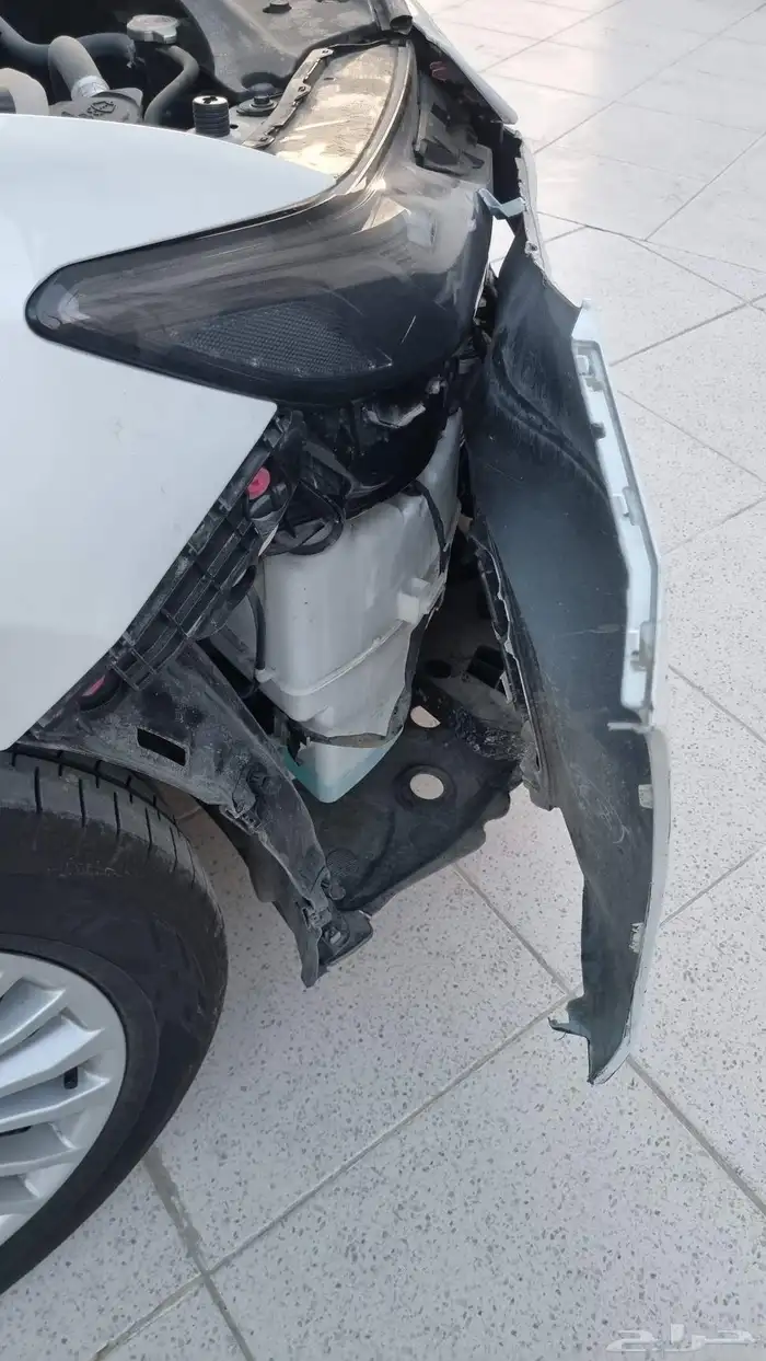 Camry 2025 damaged 5