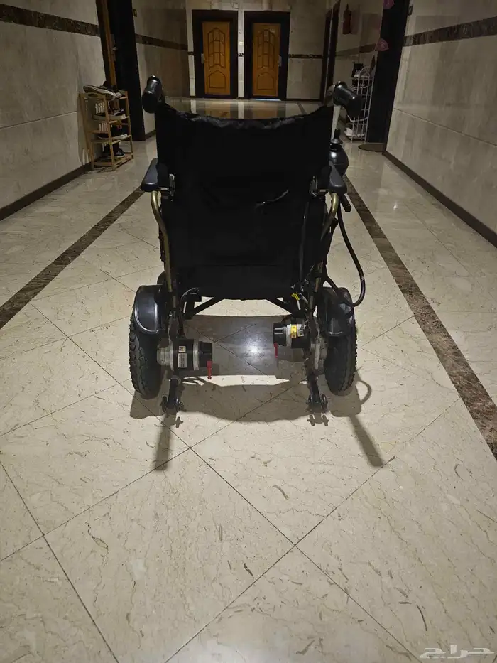 Electric wheelchair chair for the elderly works well 3