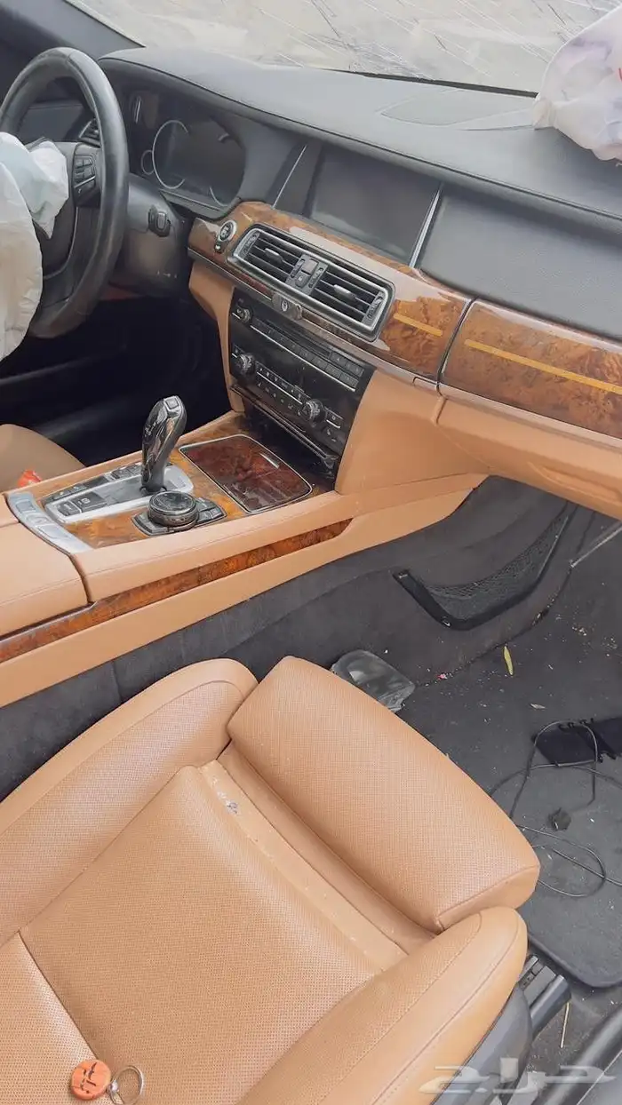 Mercedes and BMW types of models 4