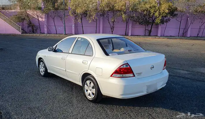 نيسان صني 2011 تماتيك ممشى قليل 1