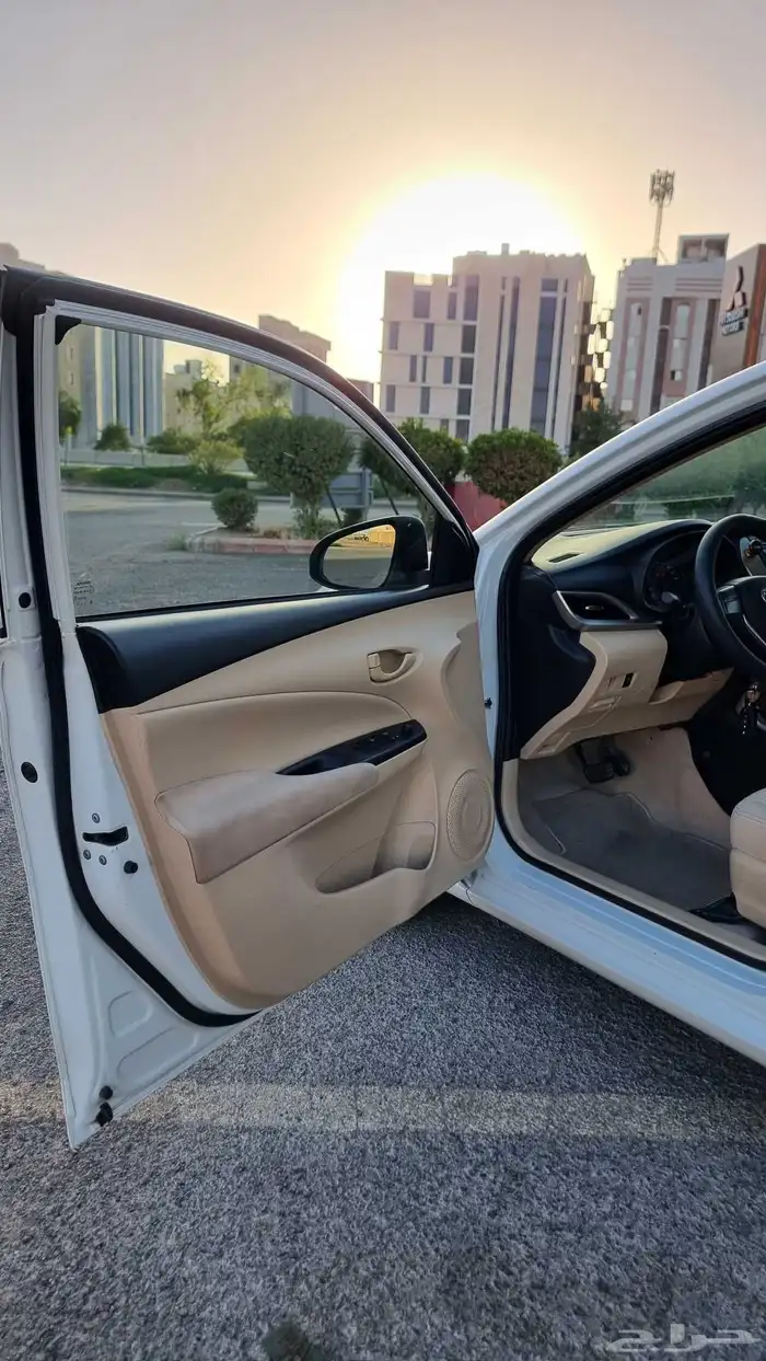 تويوتا يارس 2019 8