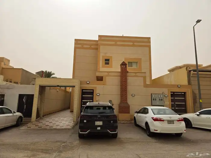 Investment villa rented income 64000 1