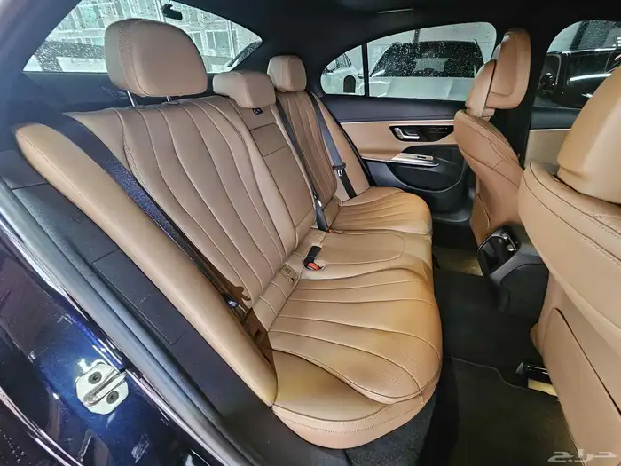 Owned by AlOtaibi shipping Mercedes E200 2025 3