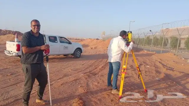 Hot and crushed asphalt contractor 3