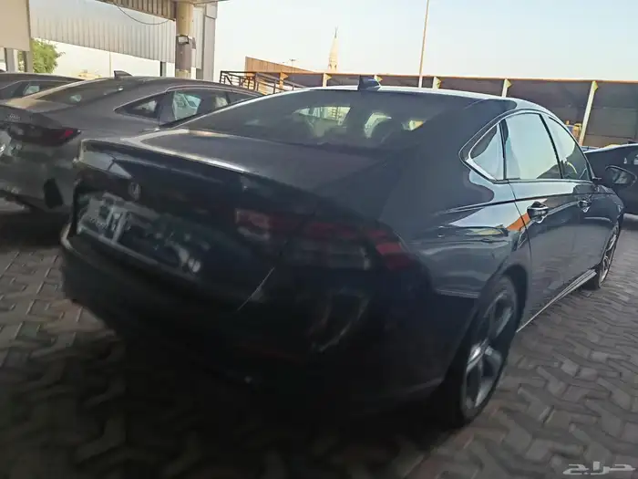 Honda Accord semifull model 2024 4