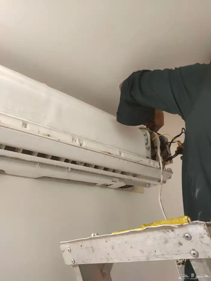 cleaning AC only 50SAR one AC 3