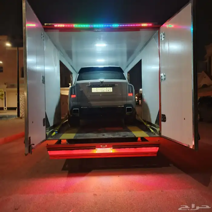 The news is closed inside outside 1