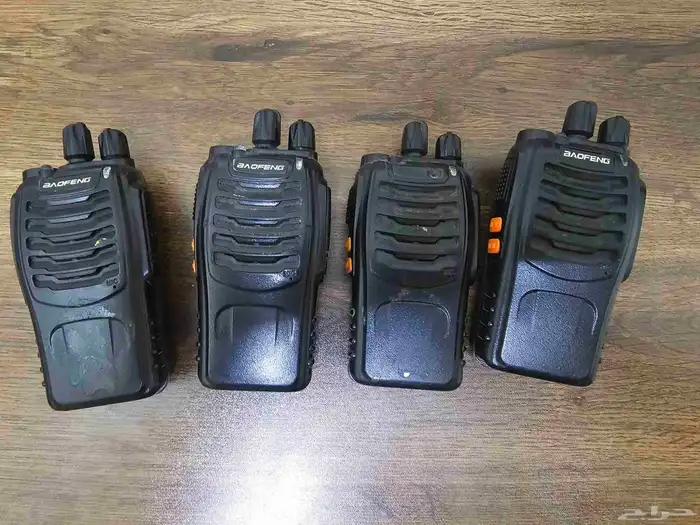 Used walkie talkie device 1