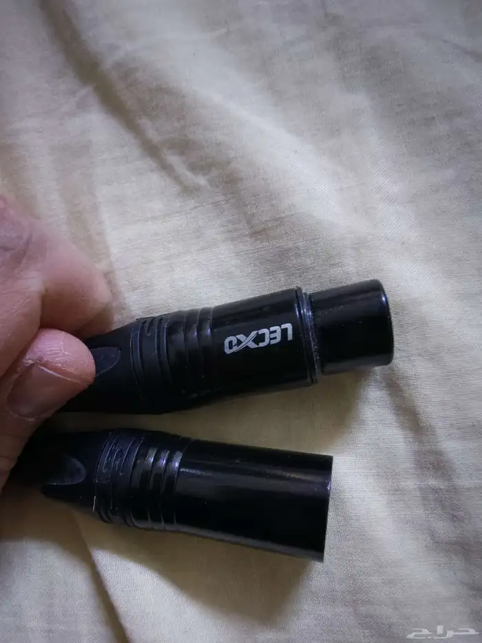 للبيع مايك ومكسر fiffien 5