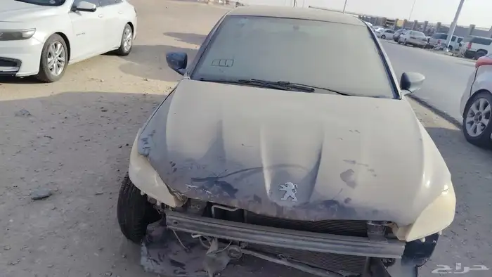 يوجد لدينا قطع غيار بيجو 301 3