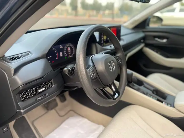 هوندا اكورد 2024 نص فل سعودي 18