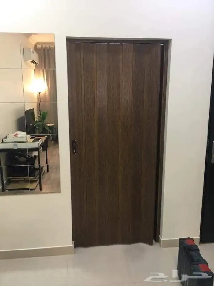 باب ابواب سفط سحب سحاب سحابة جلد وبلاستيك كورديون 6