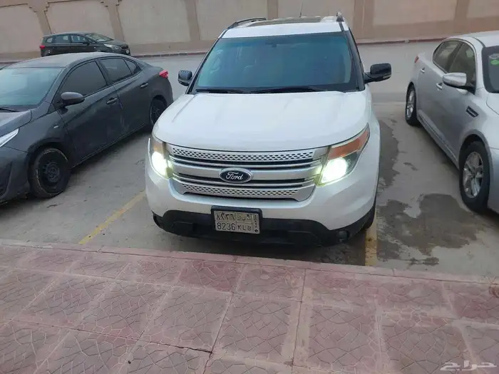 فورد اكسبلورر موديل 2012 ممشى 390500 كم 6