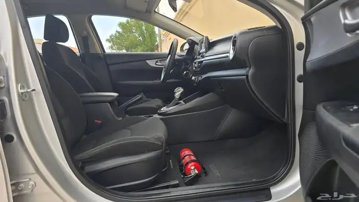 كياء سيراتو 2022 استندر حجم 1600 سي سي 10