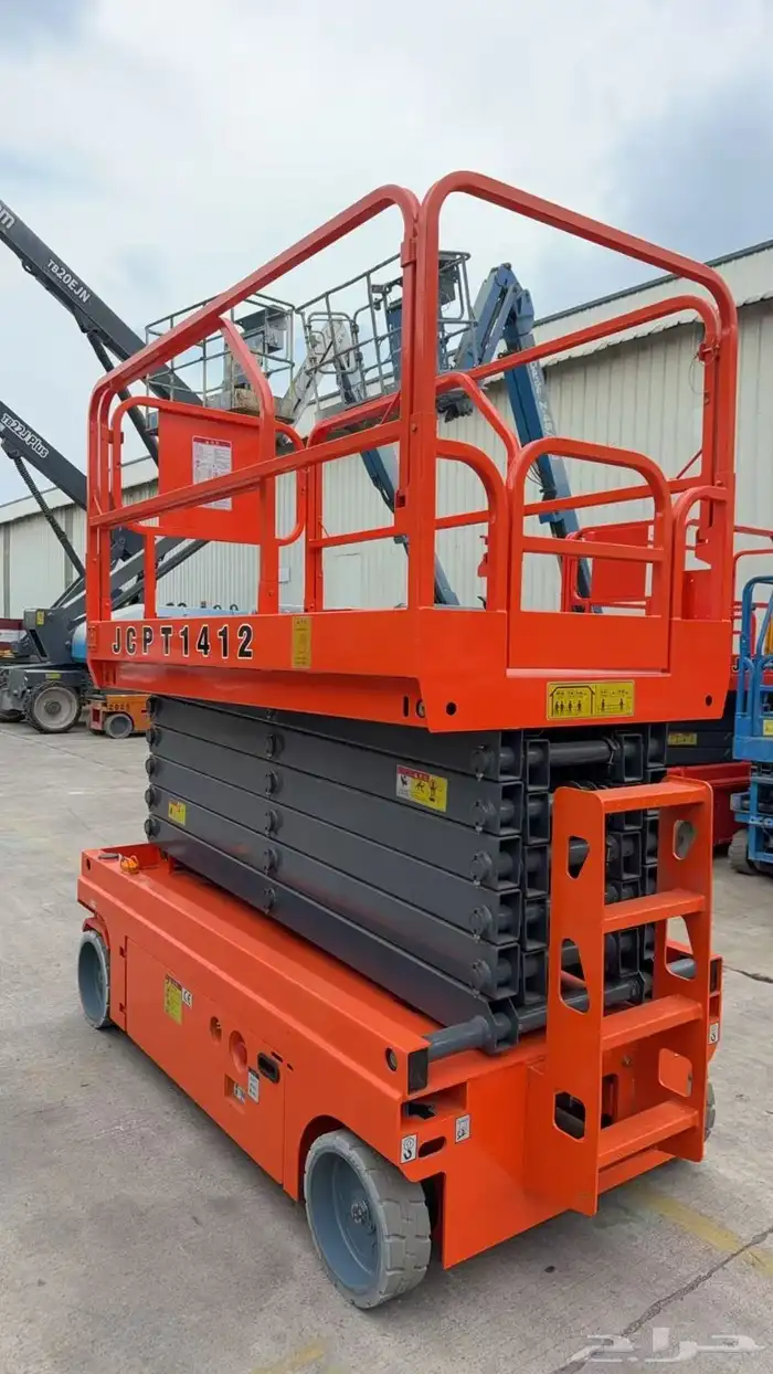 Scissor Lift for Rent  Industrial Area 2 1