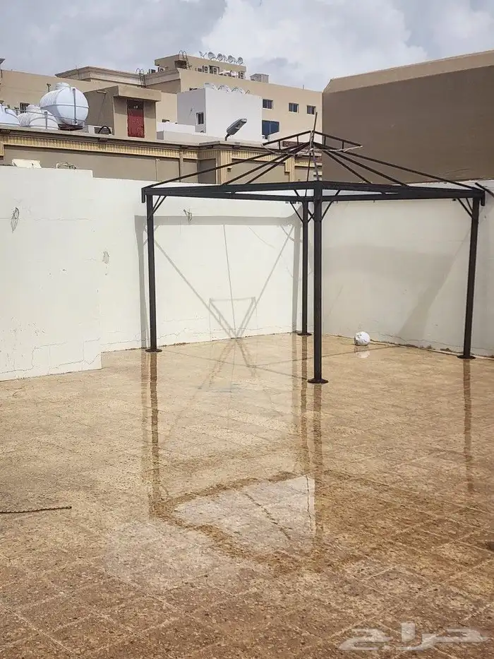 خيمة ومظلة للمساحات الخارجية 1