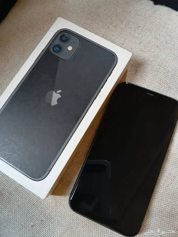 ايفون 11 128gb 8