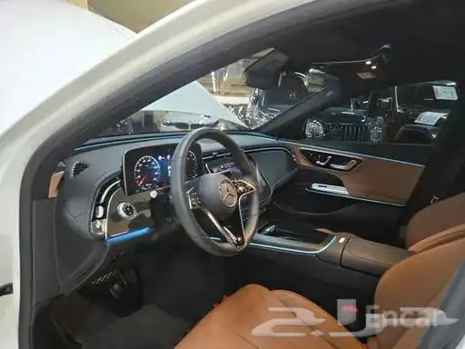 MercedesBenz EClass W214 14