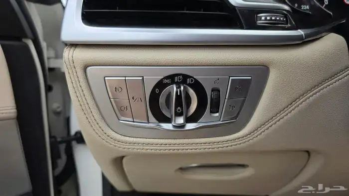 بي ام 750 موديل 2016 8