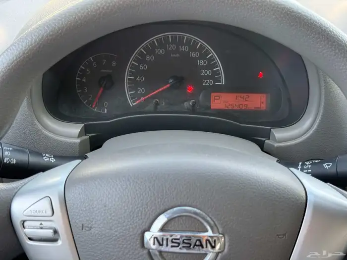 نيسان صني 2023 نظيف ممشى 125 الف 8