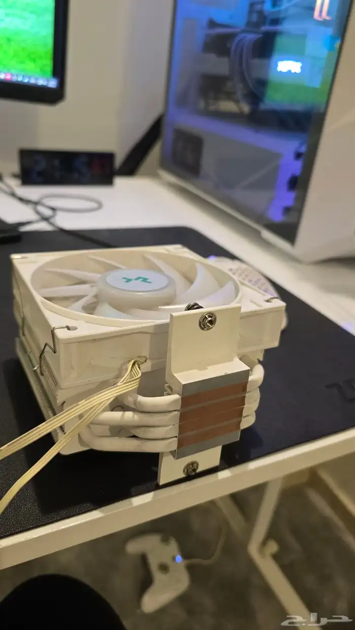 عندي باور سبلاي 650 watt ومبرد هوائي 1