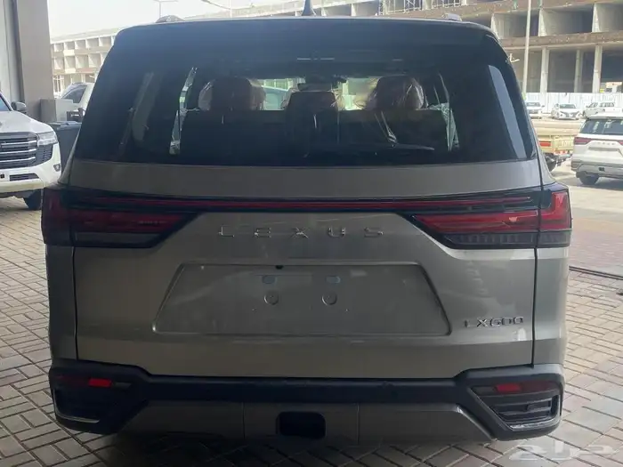 لكزس BB LX600 عماني متاح جميع الألوان موديل 2026 14