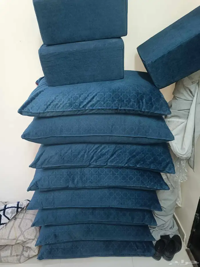 Clean velvet backrests 2