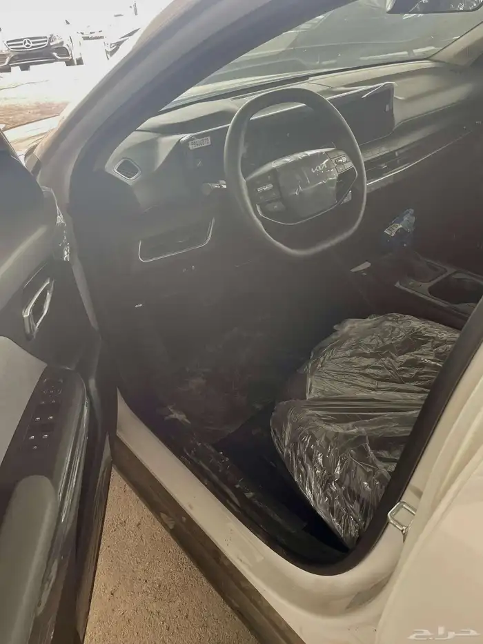 كيا K4 استاندر مطور بصمه 2000 cc Model 2026 7