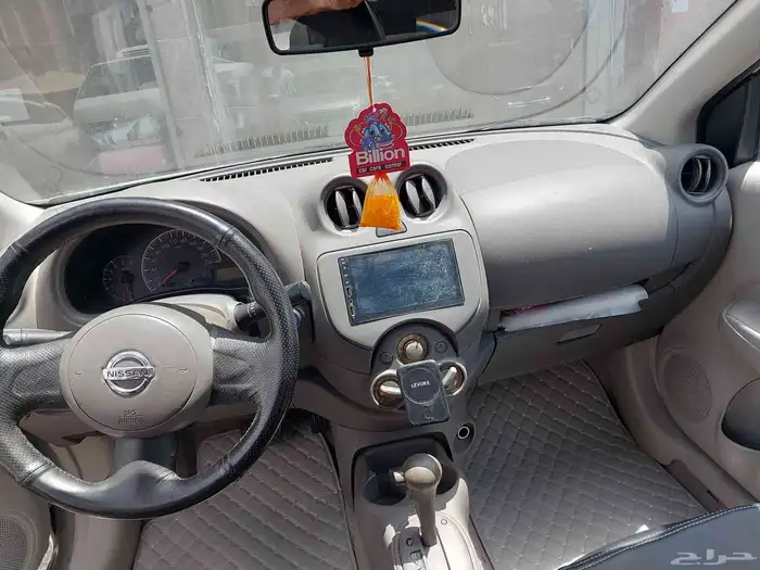 Nissan Sunny model 2012 mileage 265 thousand 5