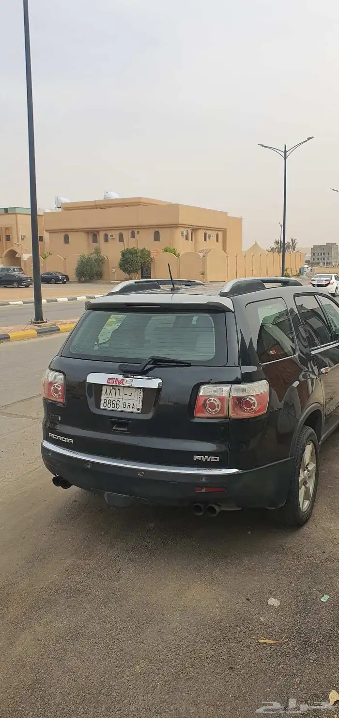 GMC Acadia 2008 inspected renewed its engine has a slight co 2