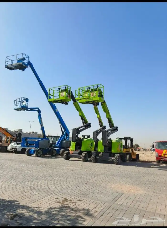 Heavy equipment for rent in all sizes 3