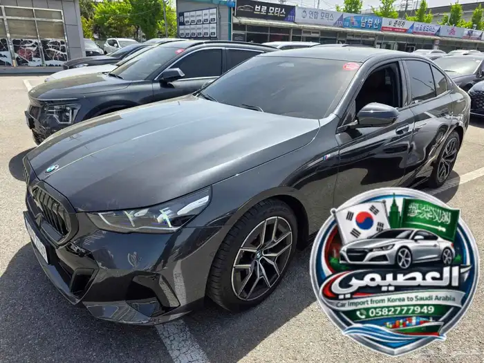 استيراد كوريا - BMW 520i M kit فل كامل 2025 - معرض العصيمي 3