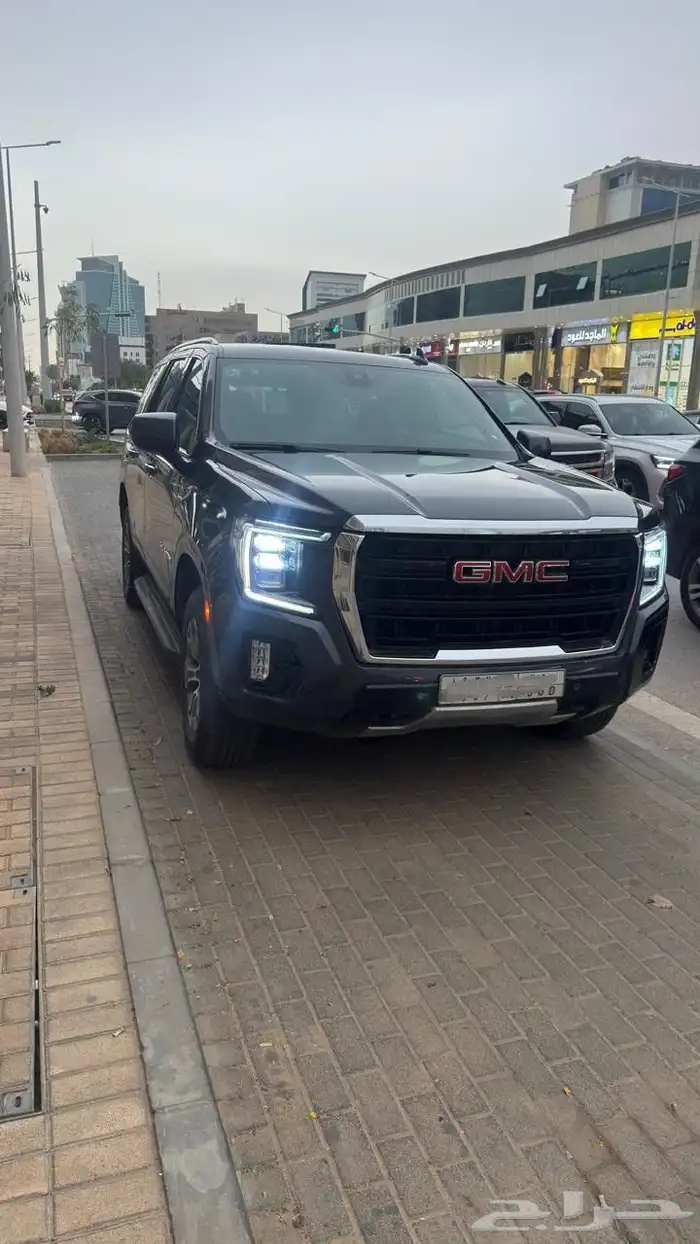 يوكون 2021 SLE (عداد 90 الف كم فقط) بحالة الوكالة اخو الجديد 2