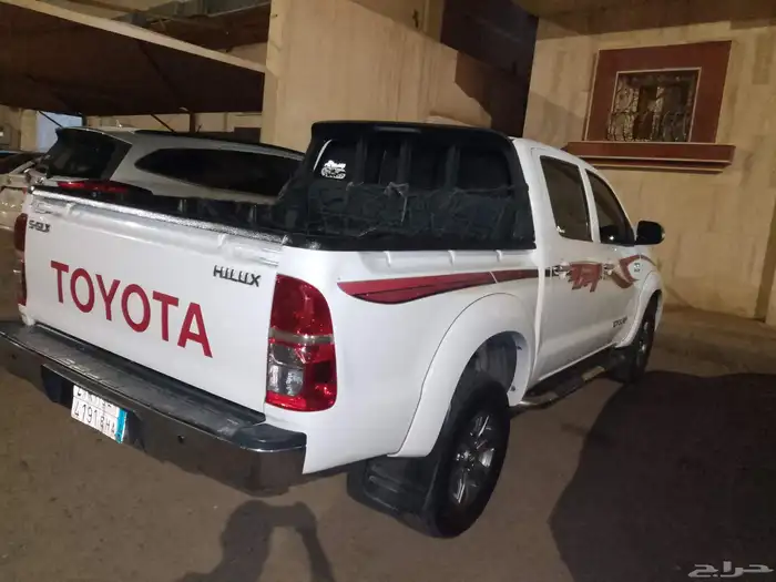 Hilux Double 2014 Original Body from Bumper to Bumper Engine 2