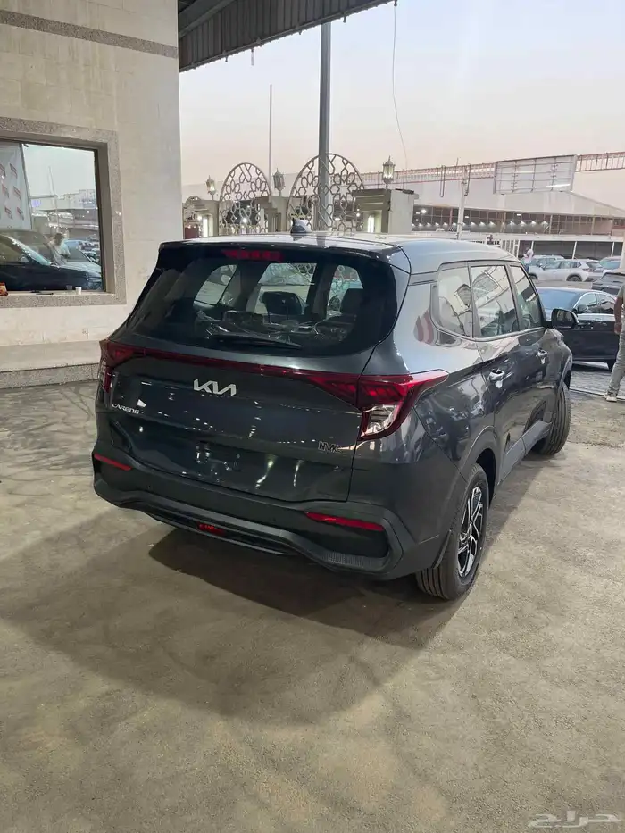 Kia Carens Standard Enhanced Screen and Camera 2025 3