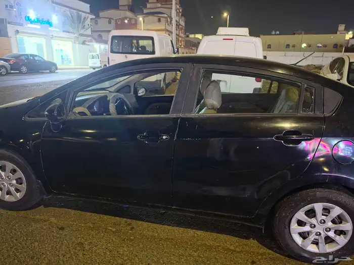 Kia Rio 2015 Mileage around 285000 1